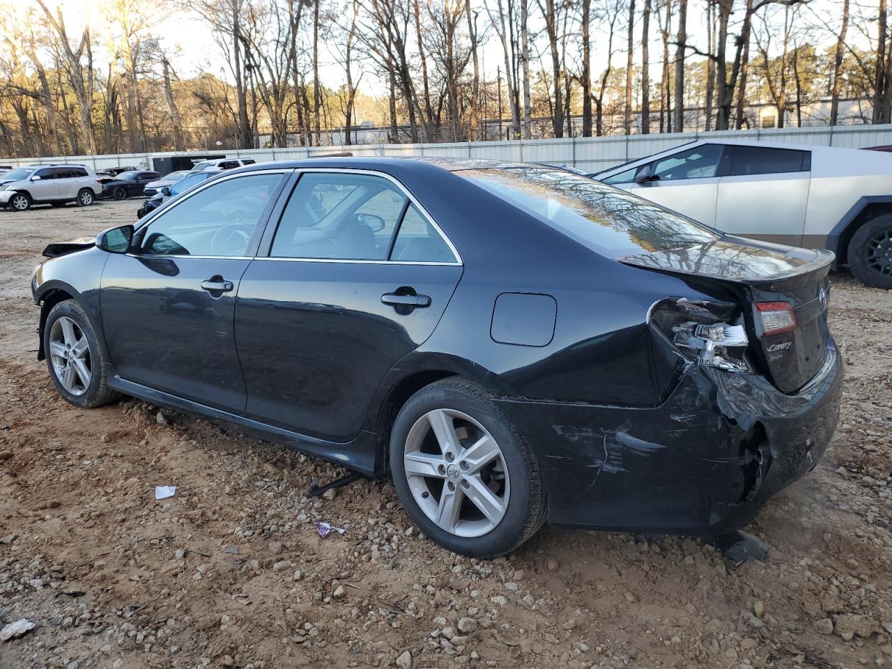 2013 TOYOTA CAMRY L - Image 2