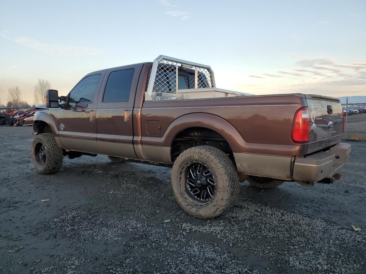 2011 FORD F350 SUPER - Фото 2