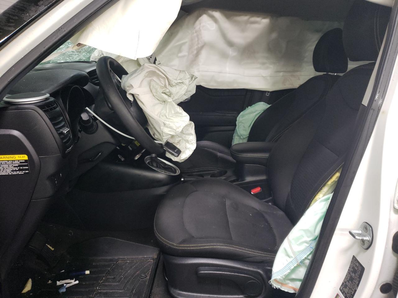 2016 KIA SOUL + - Фото 7