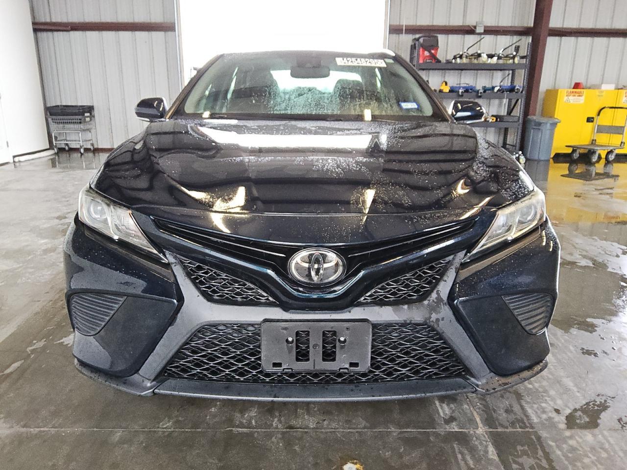 2020 TOYOTA CAMRY SE - Image 5