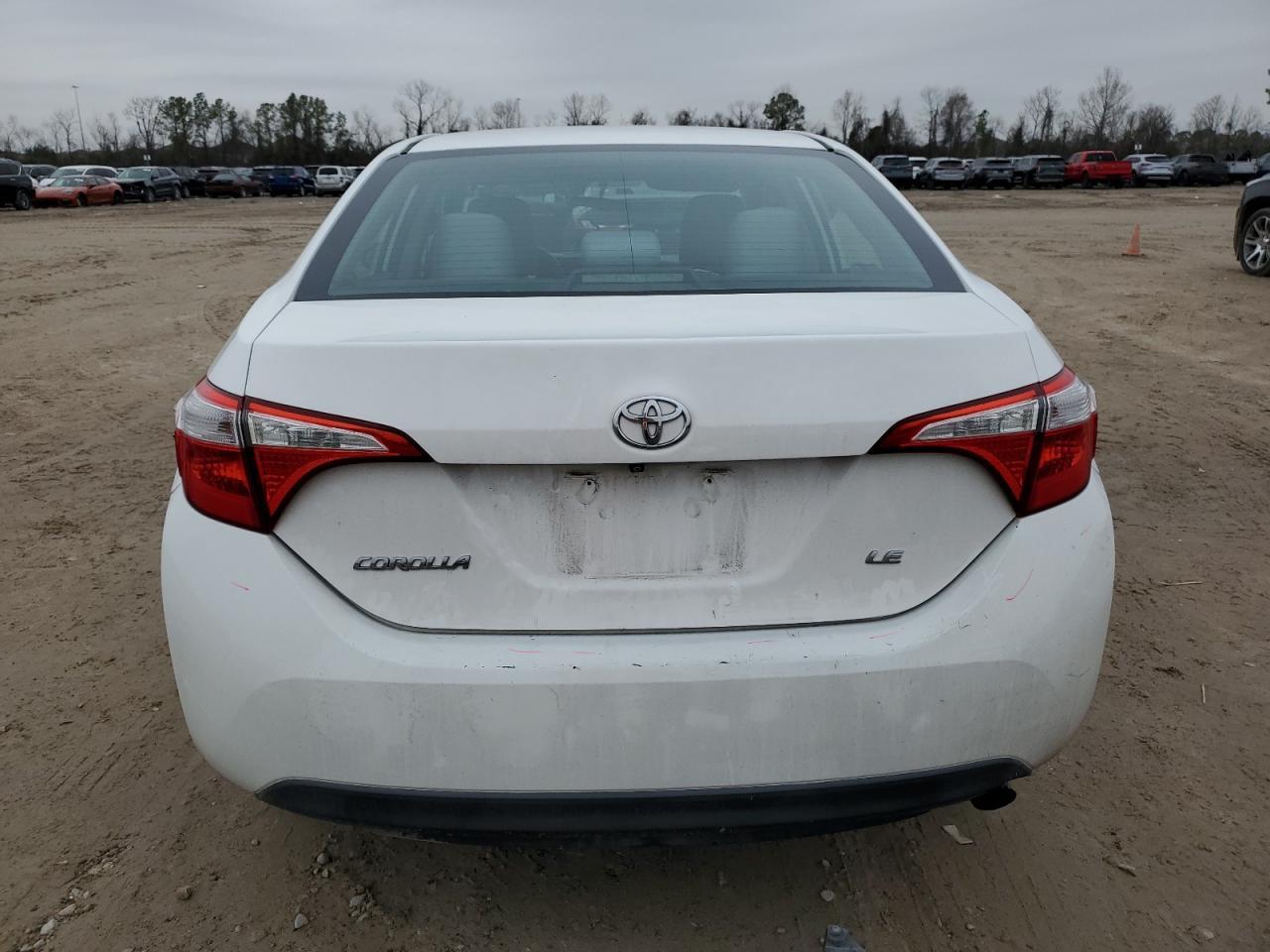 2014 TOYOTA COROLLA L - Image 6