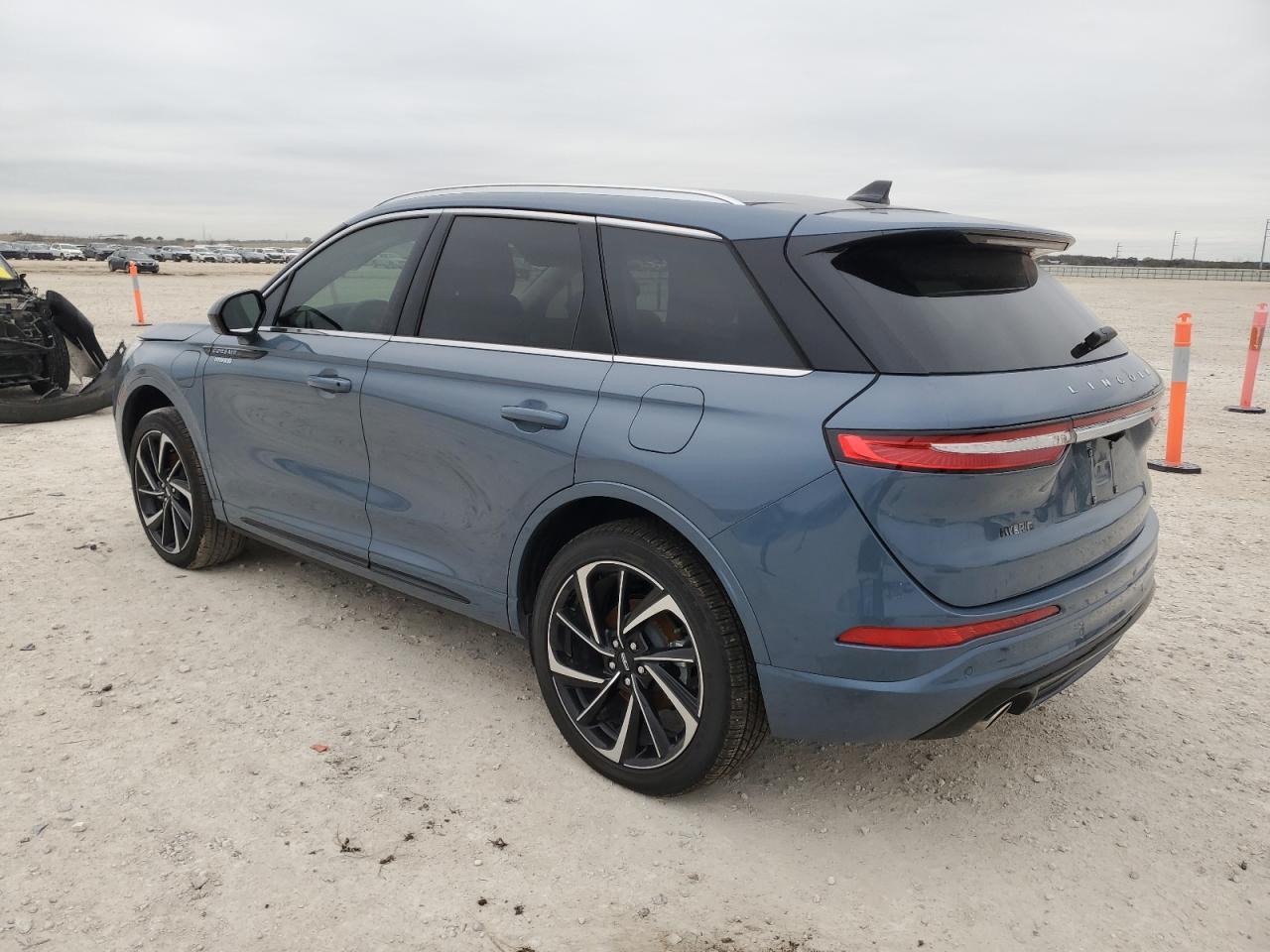 2024 LINCOLN CORSAIR GR - Image 2