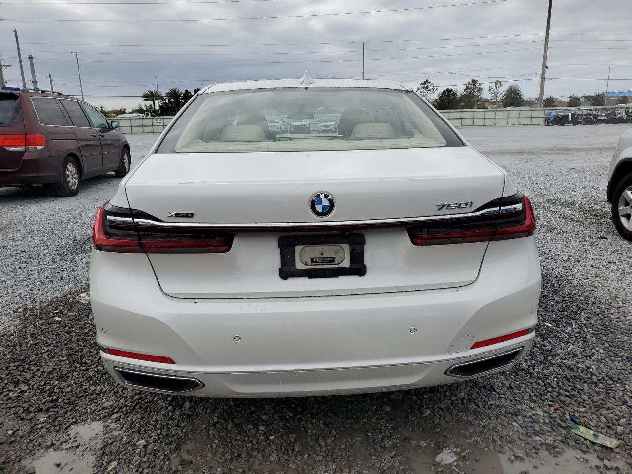 2020 BMW 750 XI - Фото 6