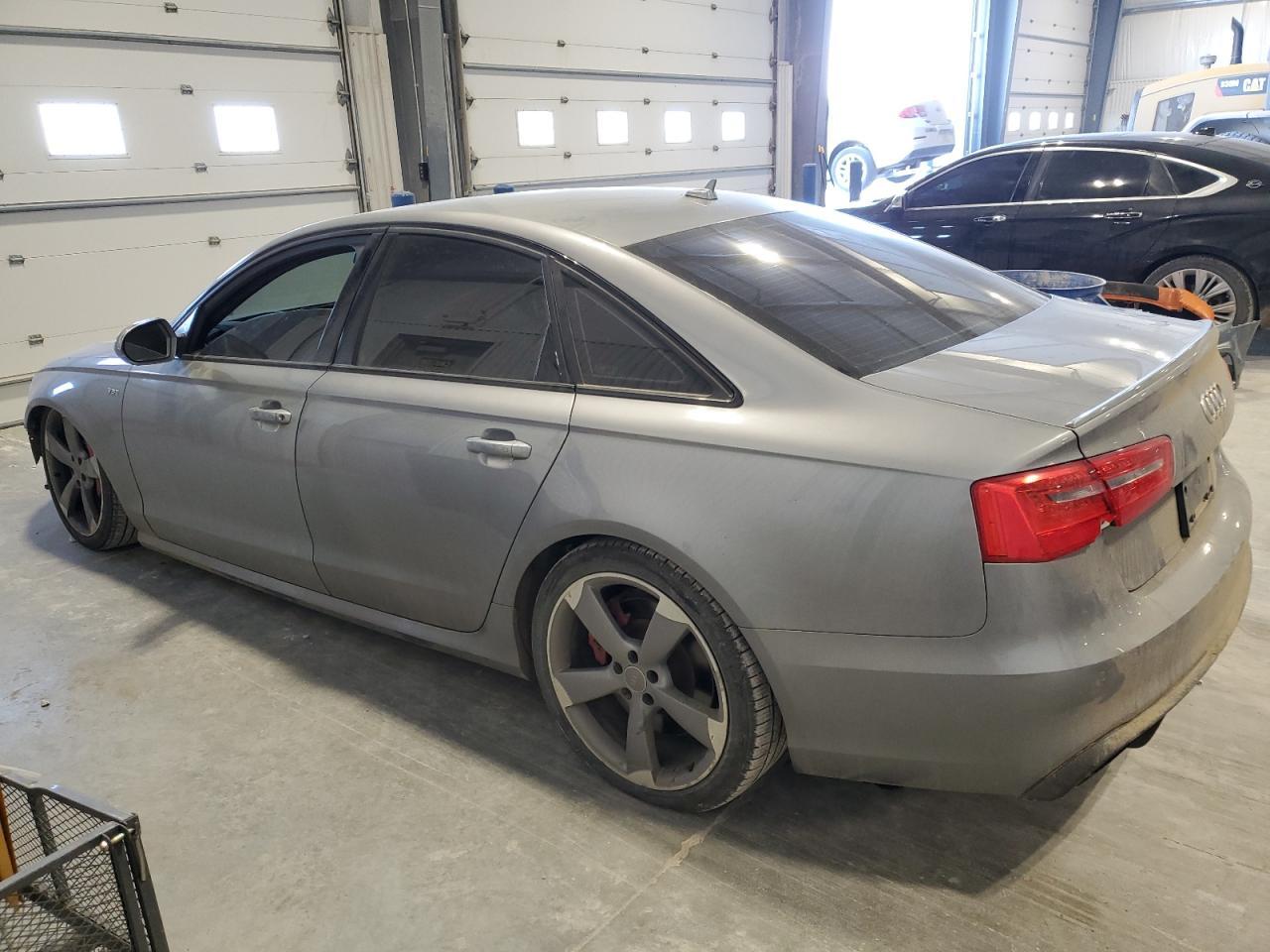 2015 AUDI S6 - Фото 2