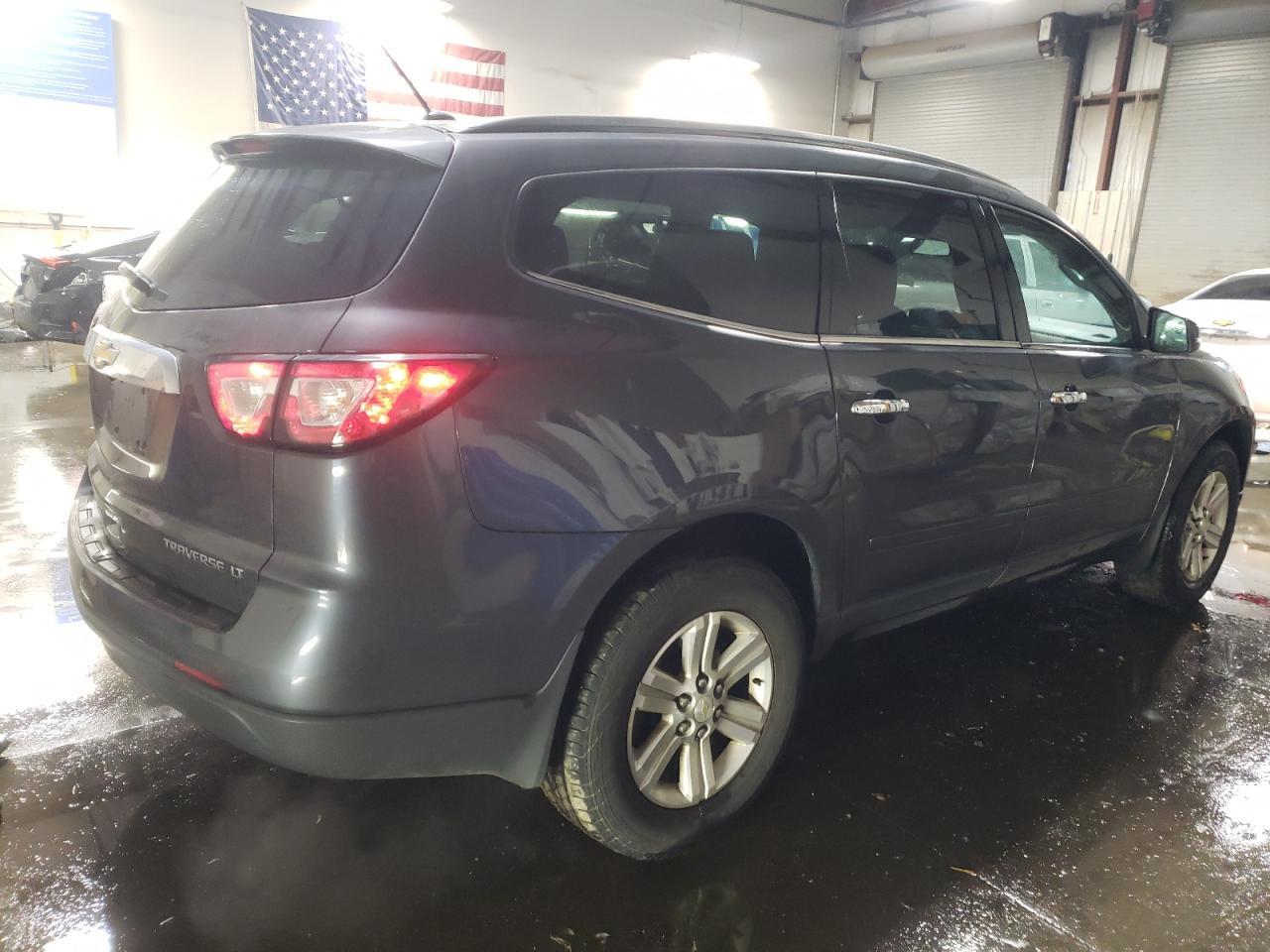 2014 CHEVROLET TRAVERSE L - Image 3