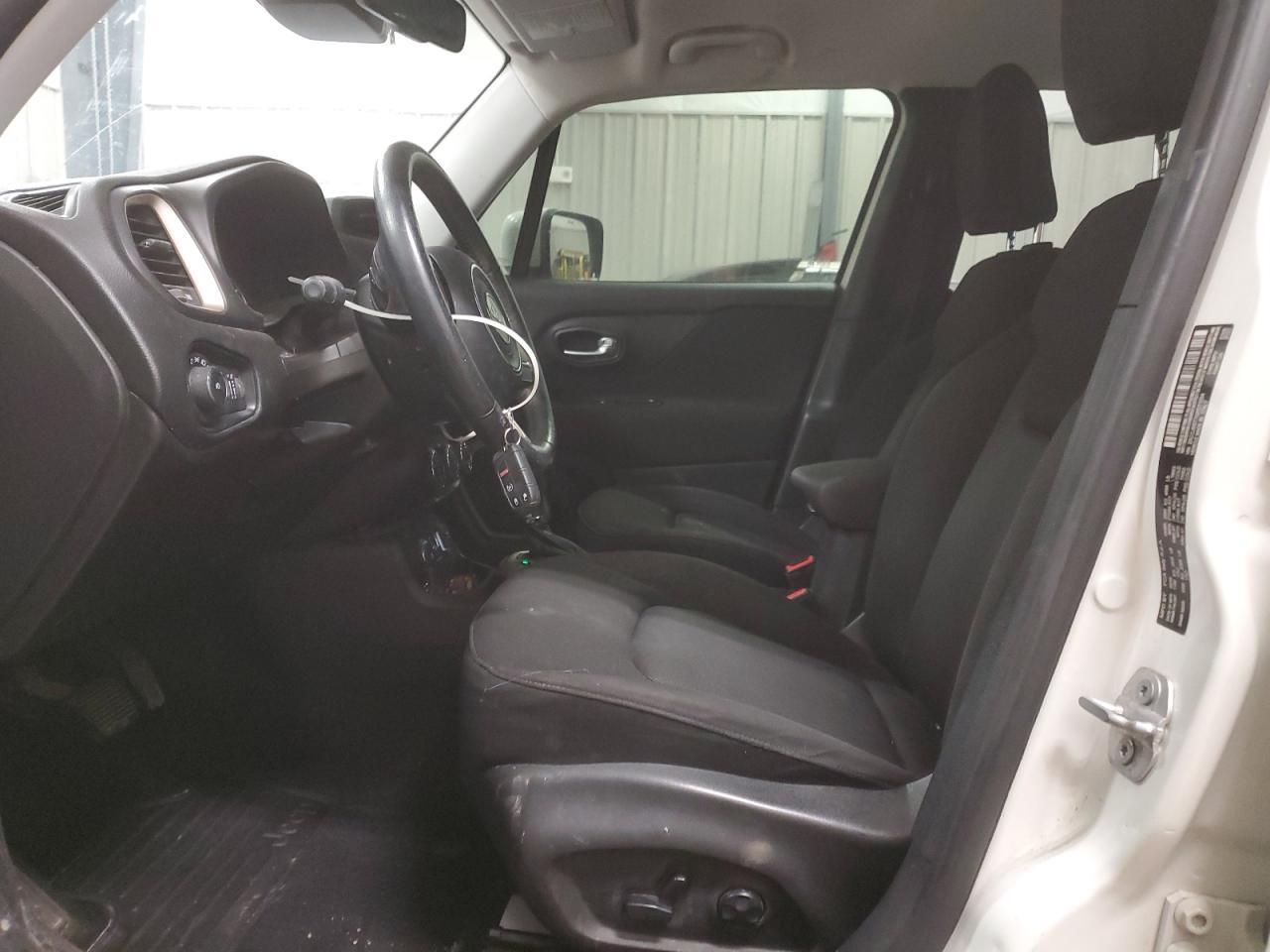 2016 JEEP RENEGADE L - Image 7