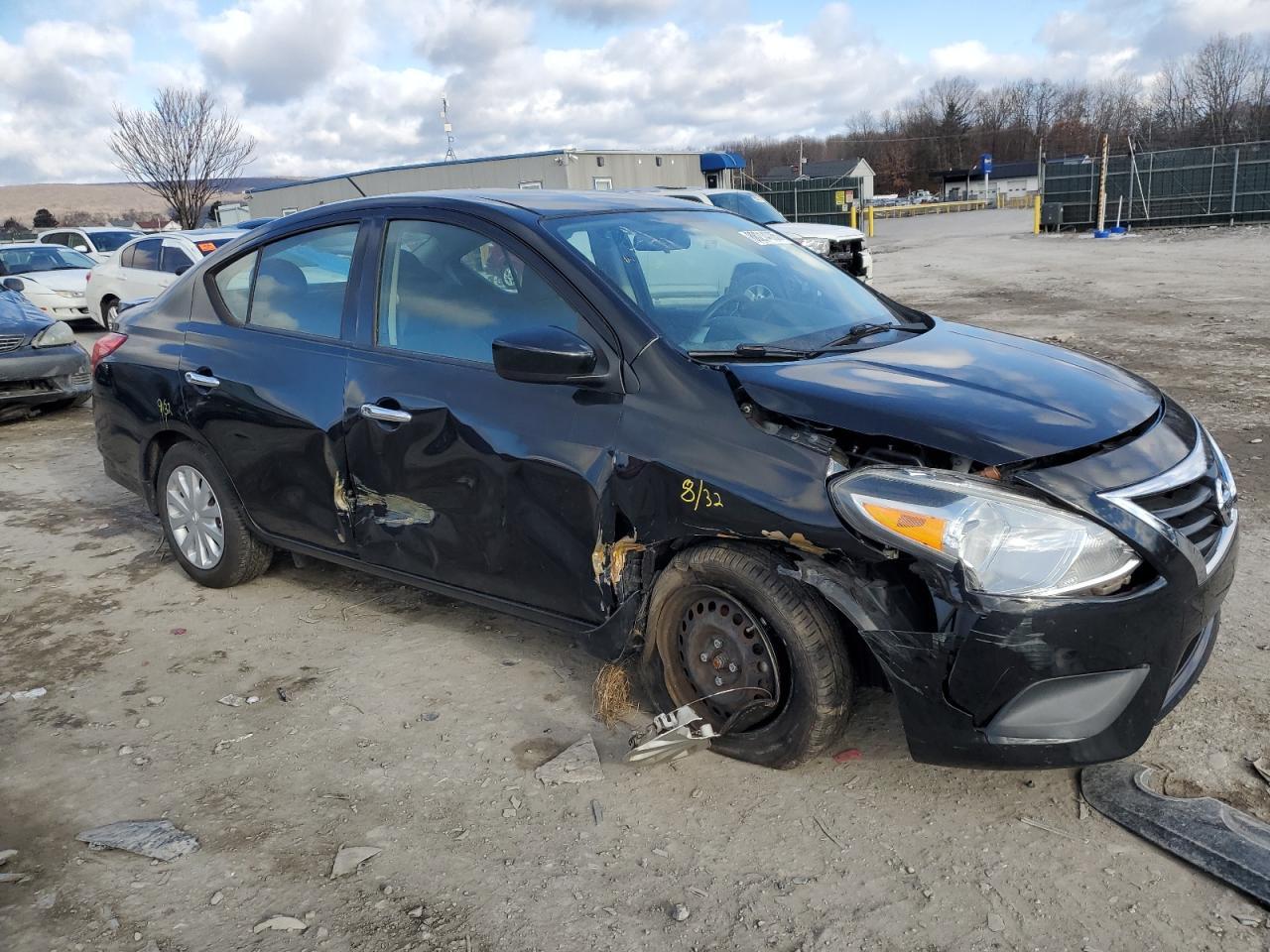 2016 NISSAN VERSA S - Фото 4