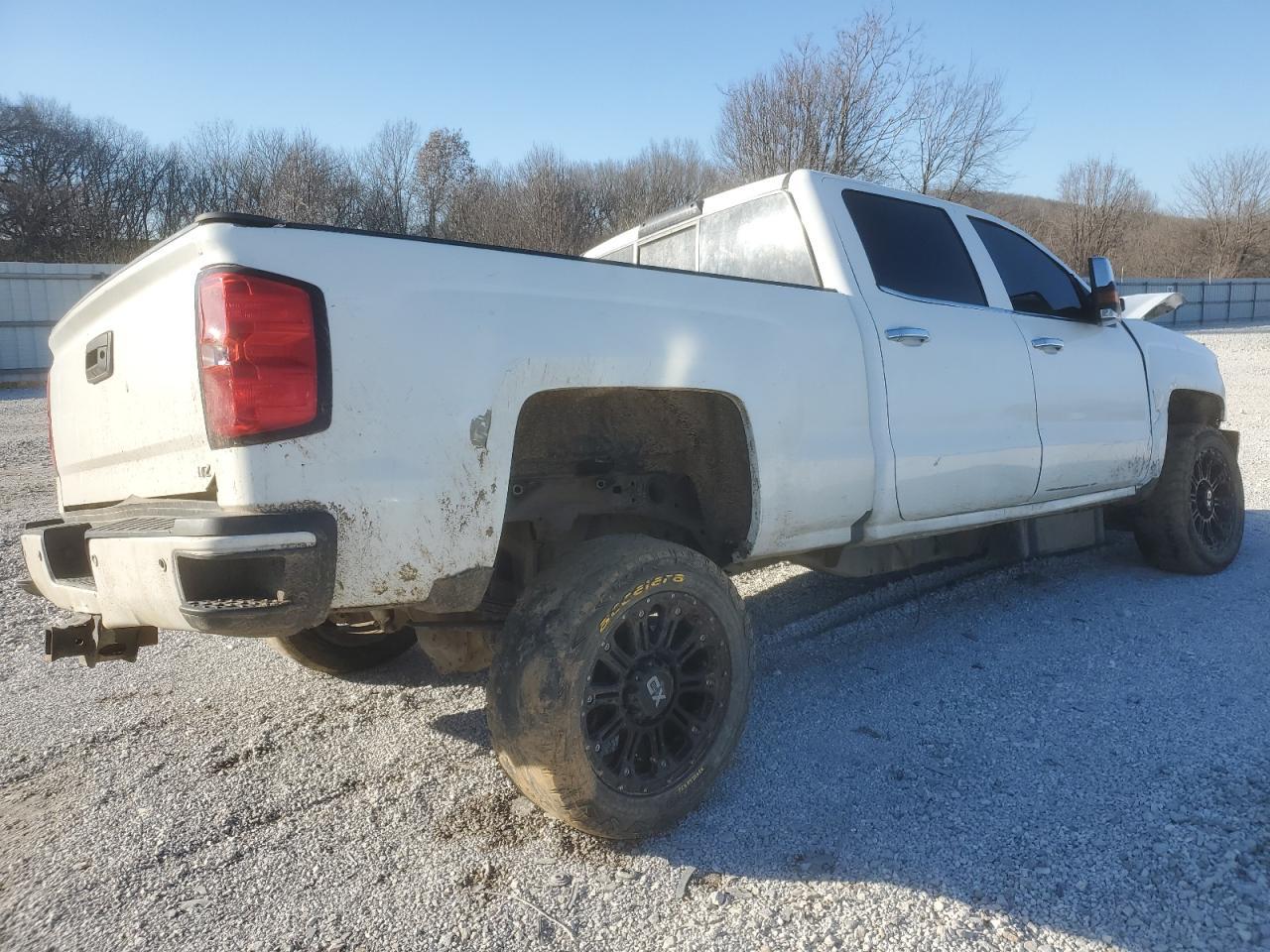 2015 CHEVROLET SILVERADO - Фото 3