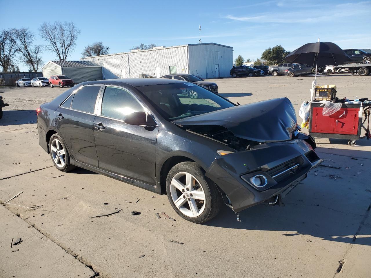 2014 TOYOTA CAMRY L - Image 4