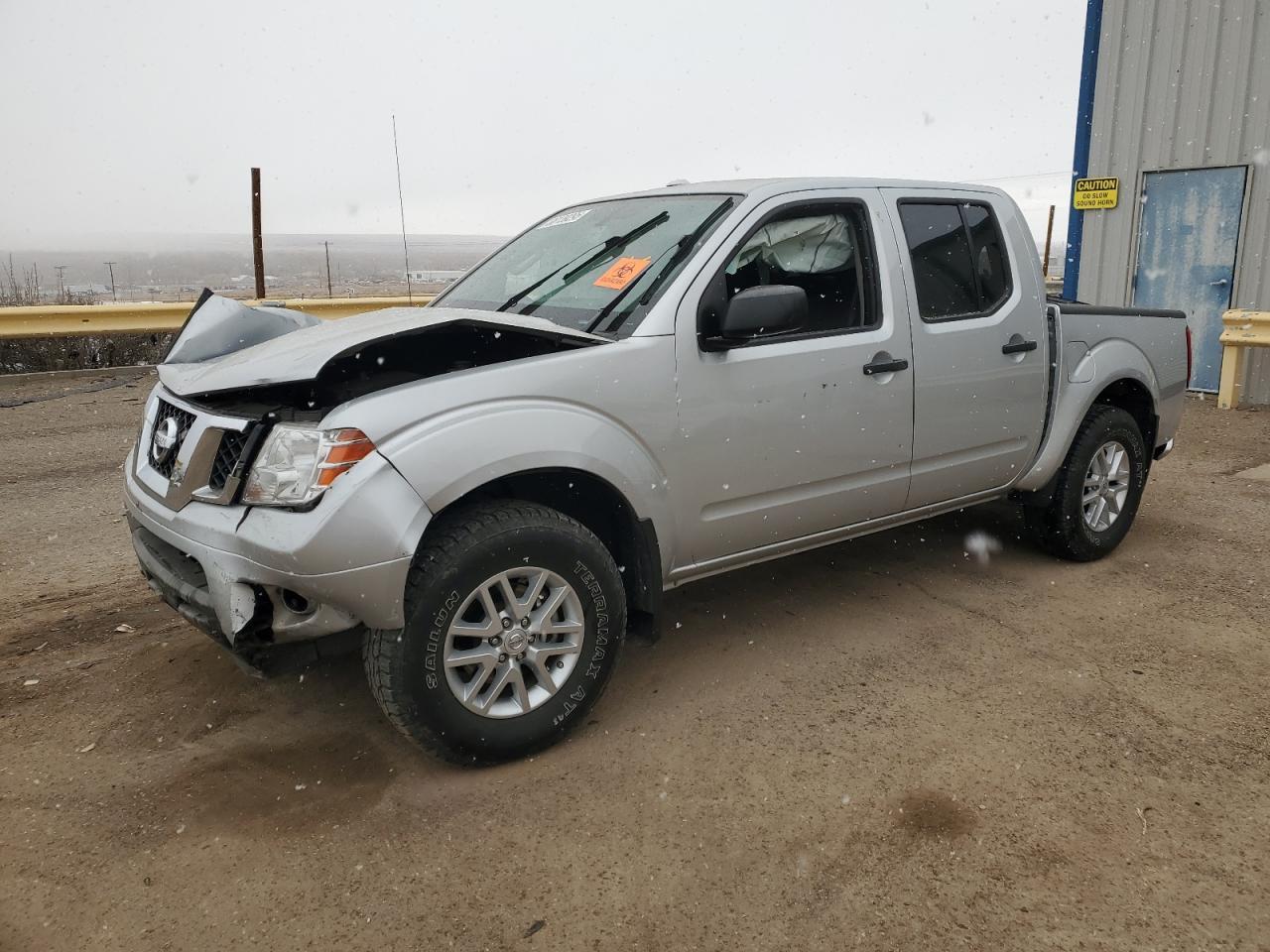 2016 NISSAN FRONTIER S