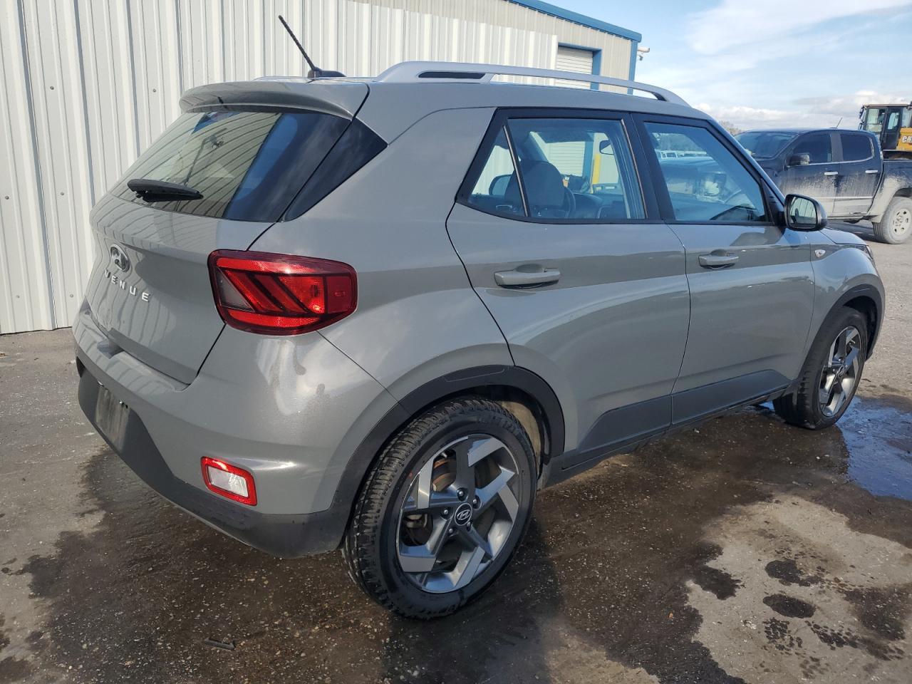2023 HYUNDAI VENUE SEL - Фото 3