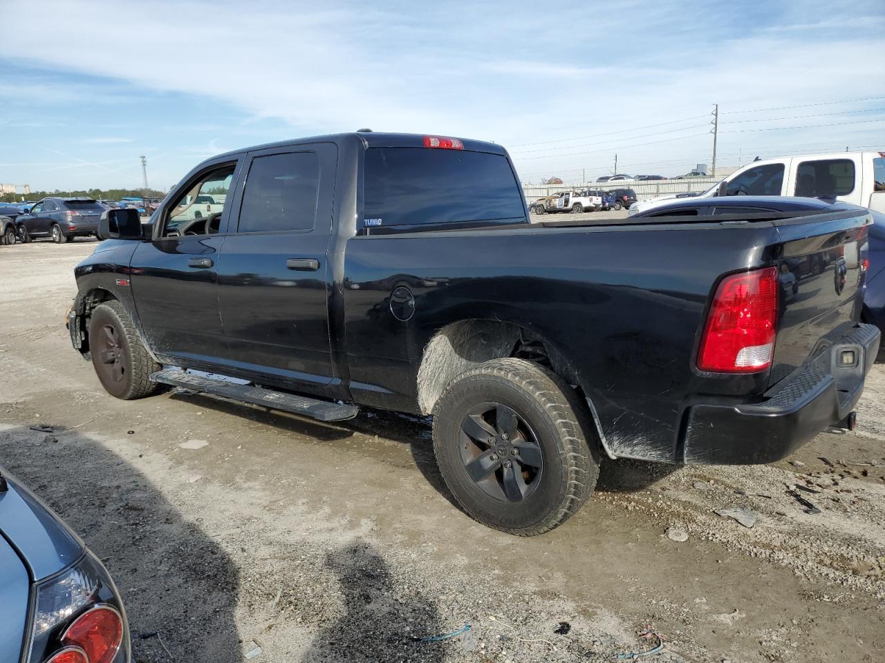 2015 RAM 1500 ST - Image 2