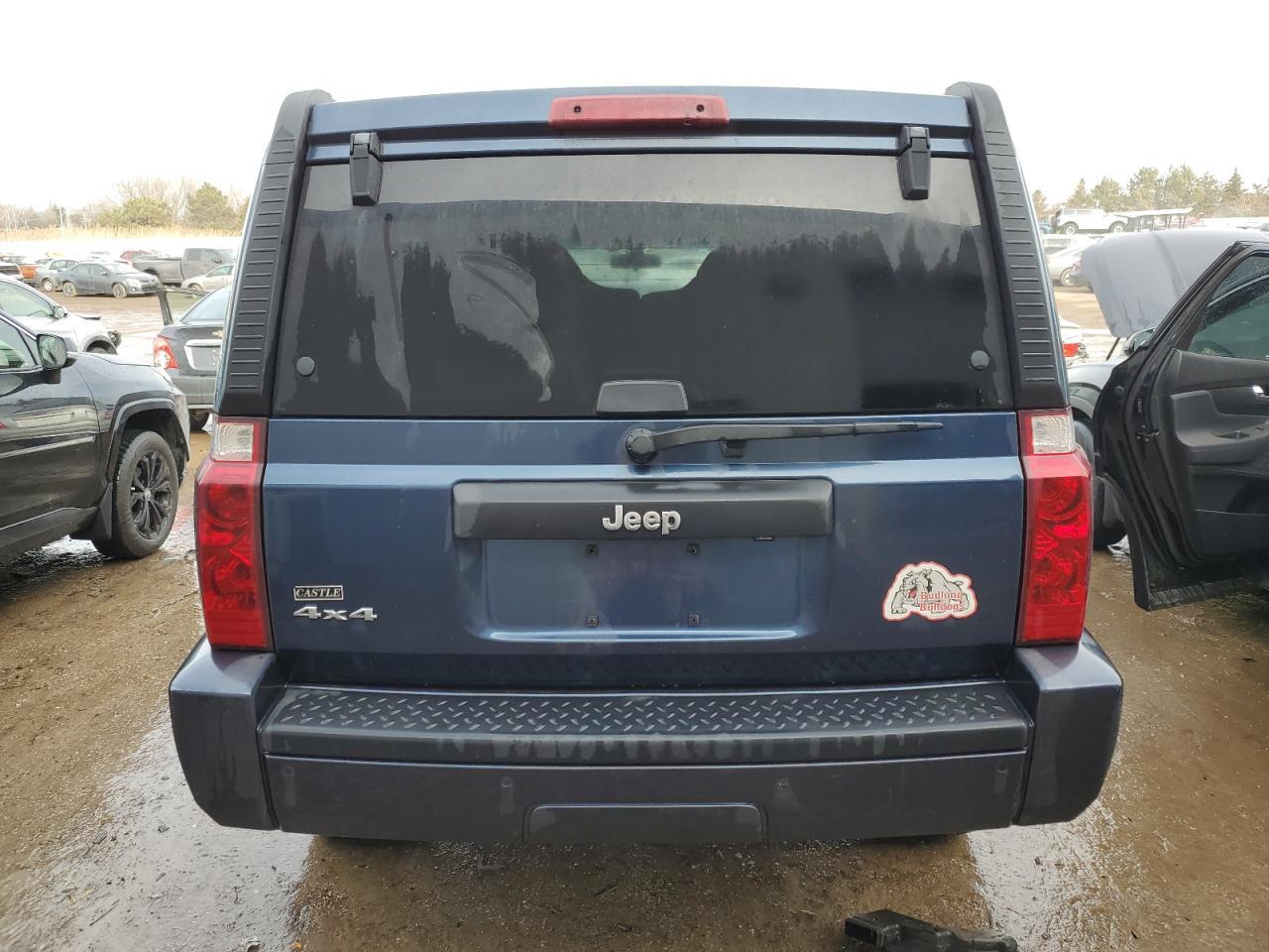 2010 JEEP COMMANDER - Image 6