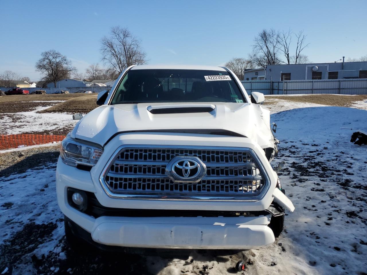 2017 TOYOTA TACOMA DOU - Фото 5