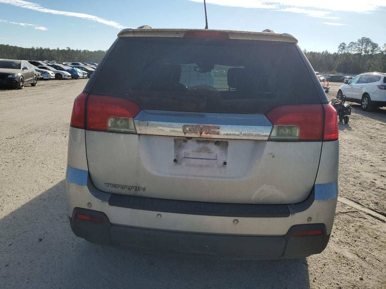 2014 GMC TERRAIN SL - Image 6