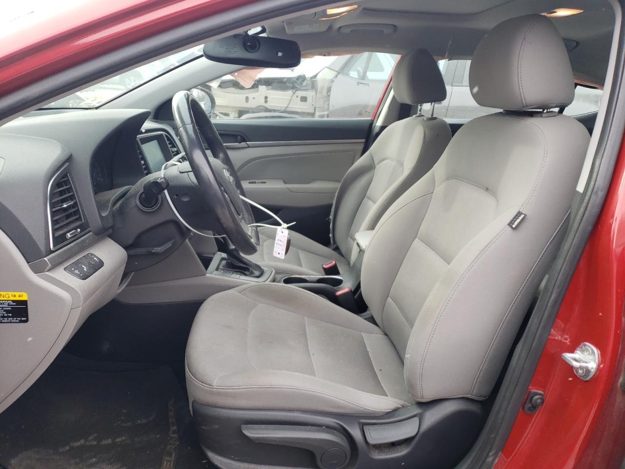 2018 HYUNDAI ELANTRA SE - Фото 7