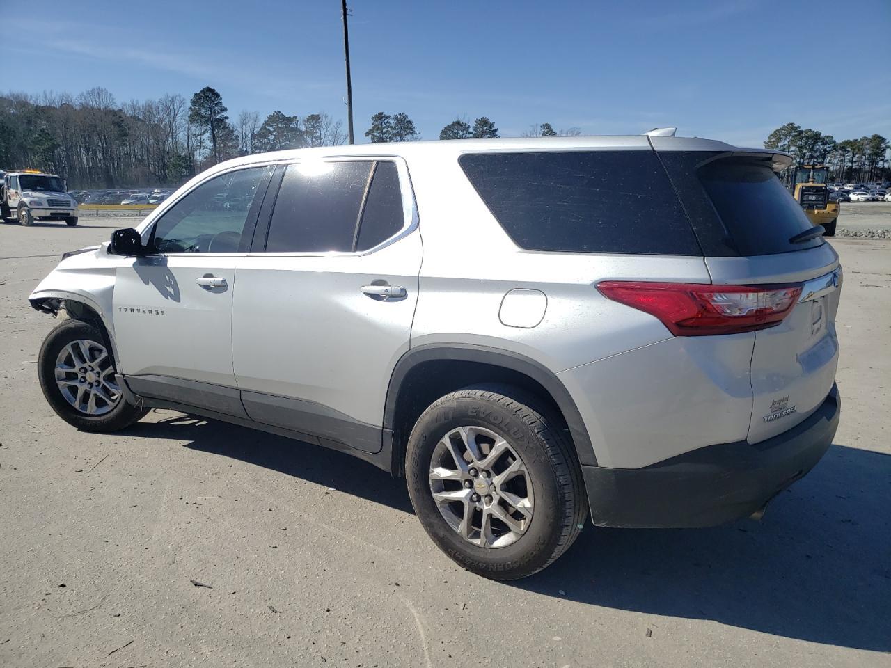 2018 CHEVROLET TRAVERSE L - Image 2