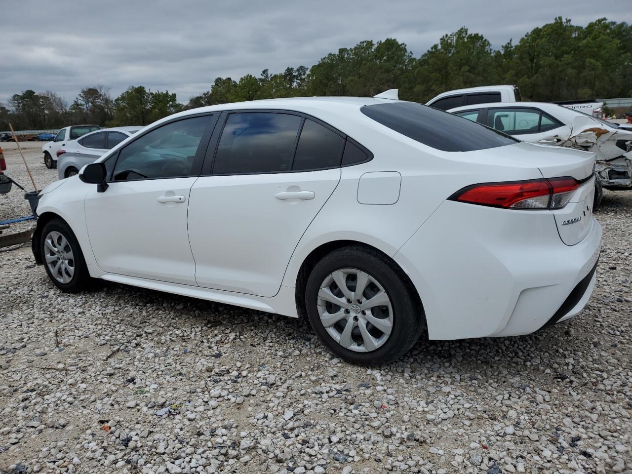 2020 TOYOTA COROLLA LE - Image 2