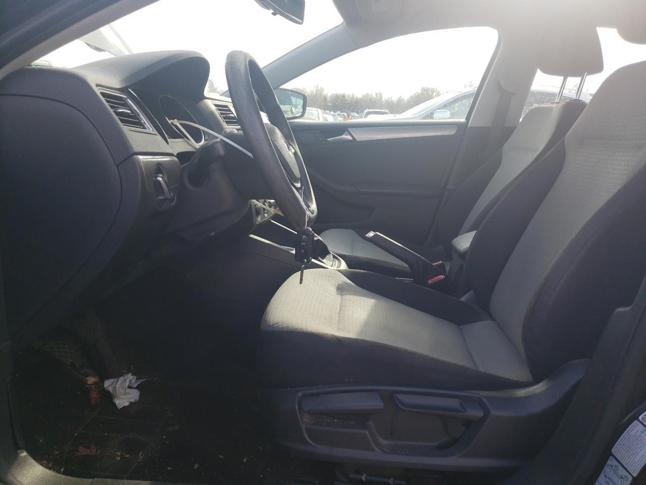 2017 VOLKSWAGEN JETTA S - Image 7