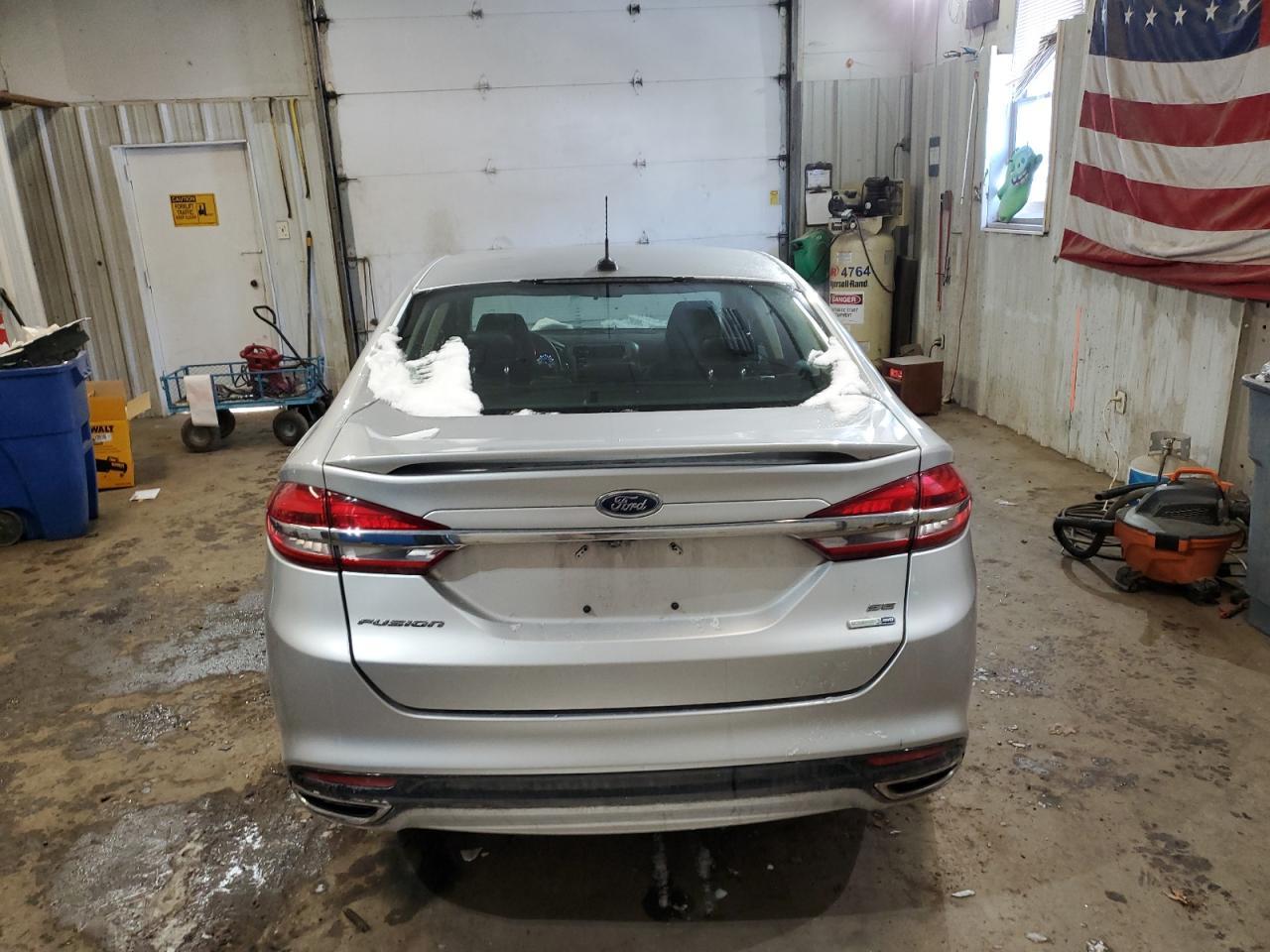 2017 FORD FUSION SE - Фото 6