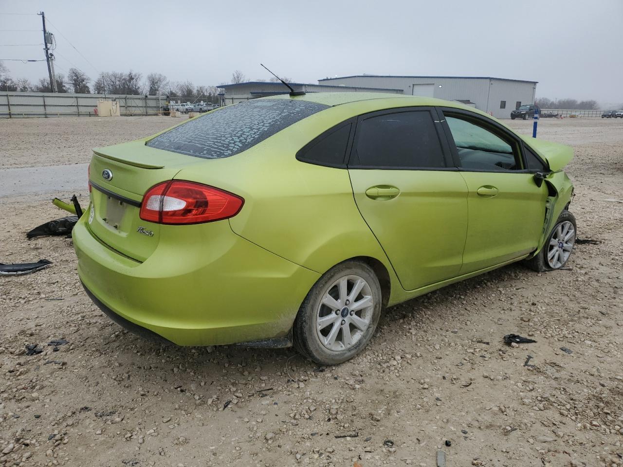 2013 FORD FIESTA SE - Image 3