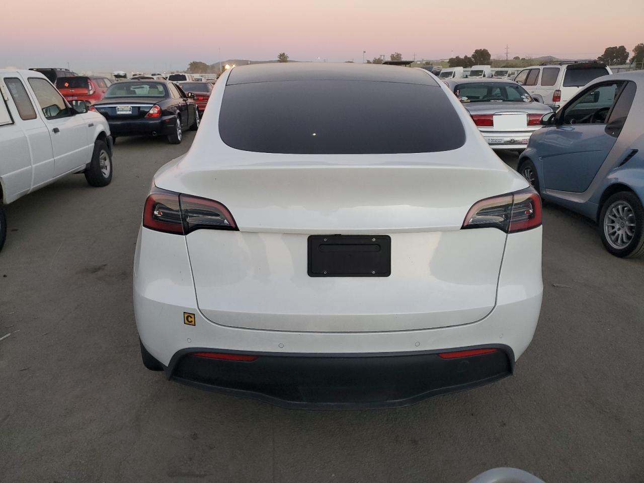 2022 TESLA MODEL Y - Фото 6