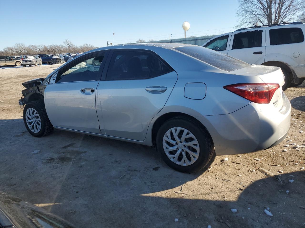 2019 TOYOTA COROLLA L - Image 2