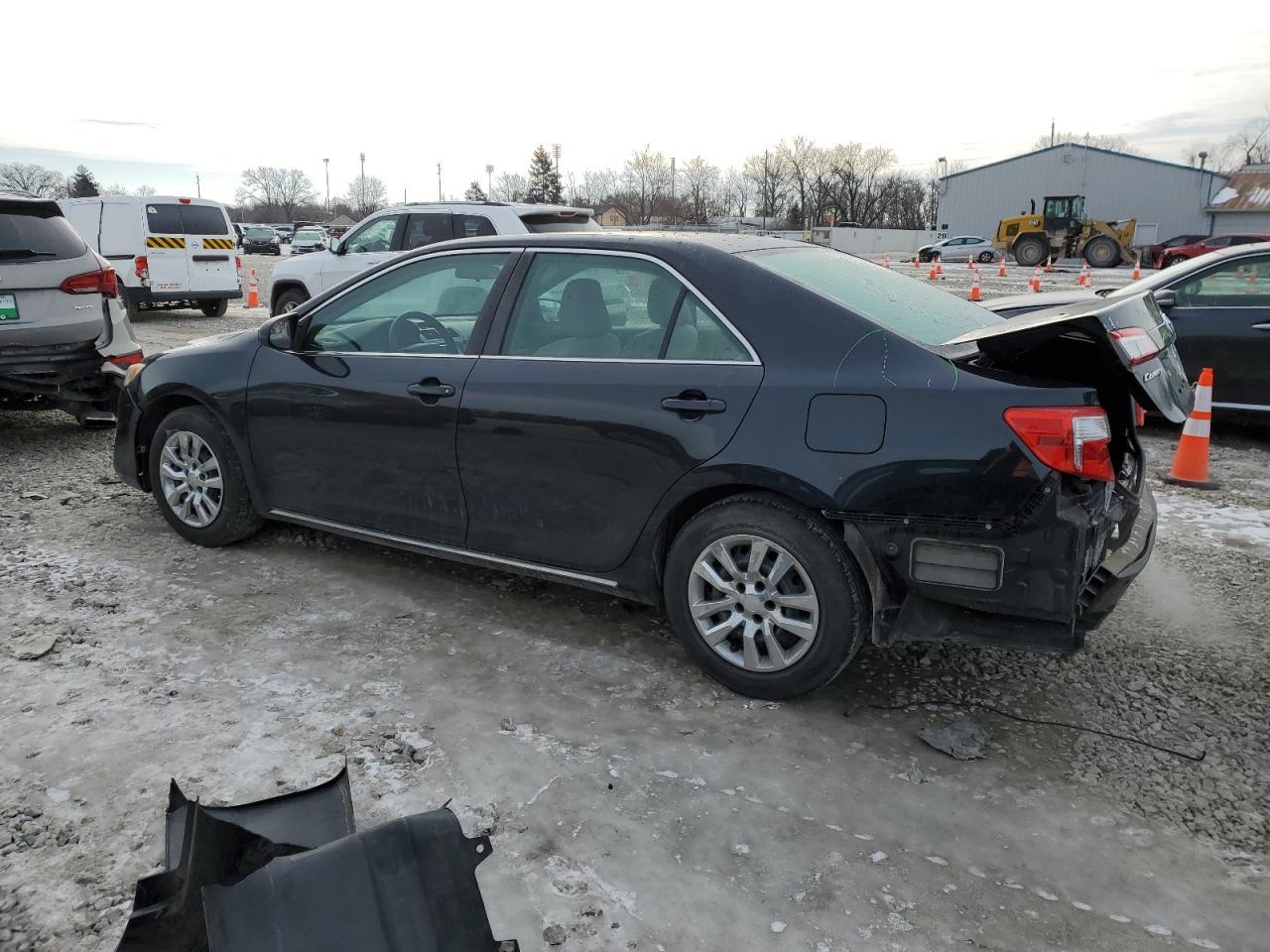 2012 TOYOTA CAMRY BASE - Фото 2
