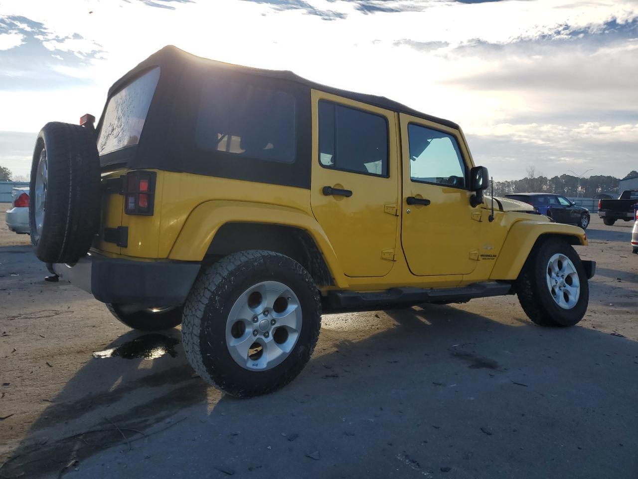 2015 JEEP WRANGLER U - Фото 3