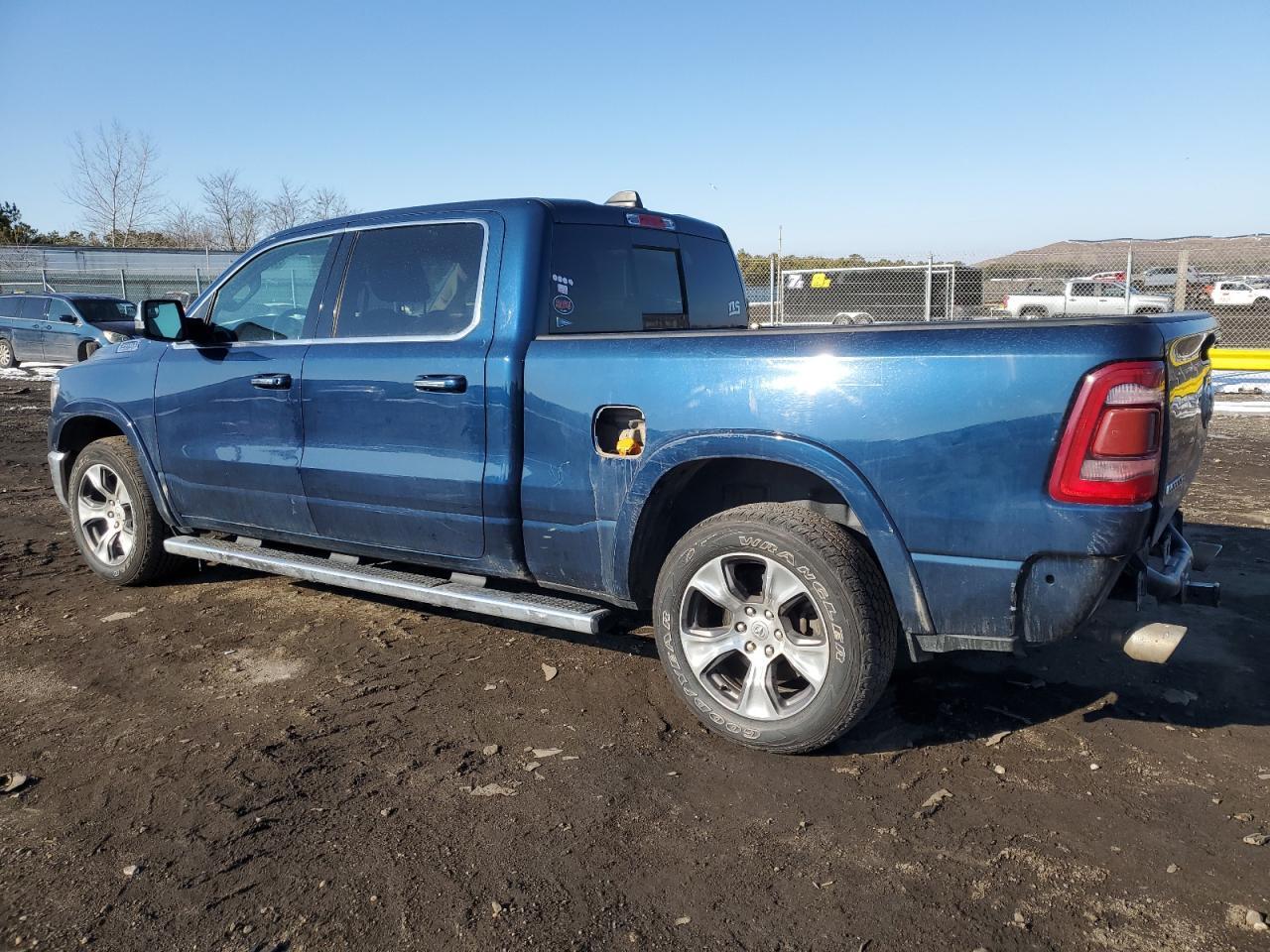 2019 RAM 1500 LARAM - Фото 2