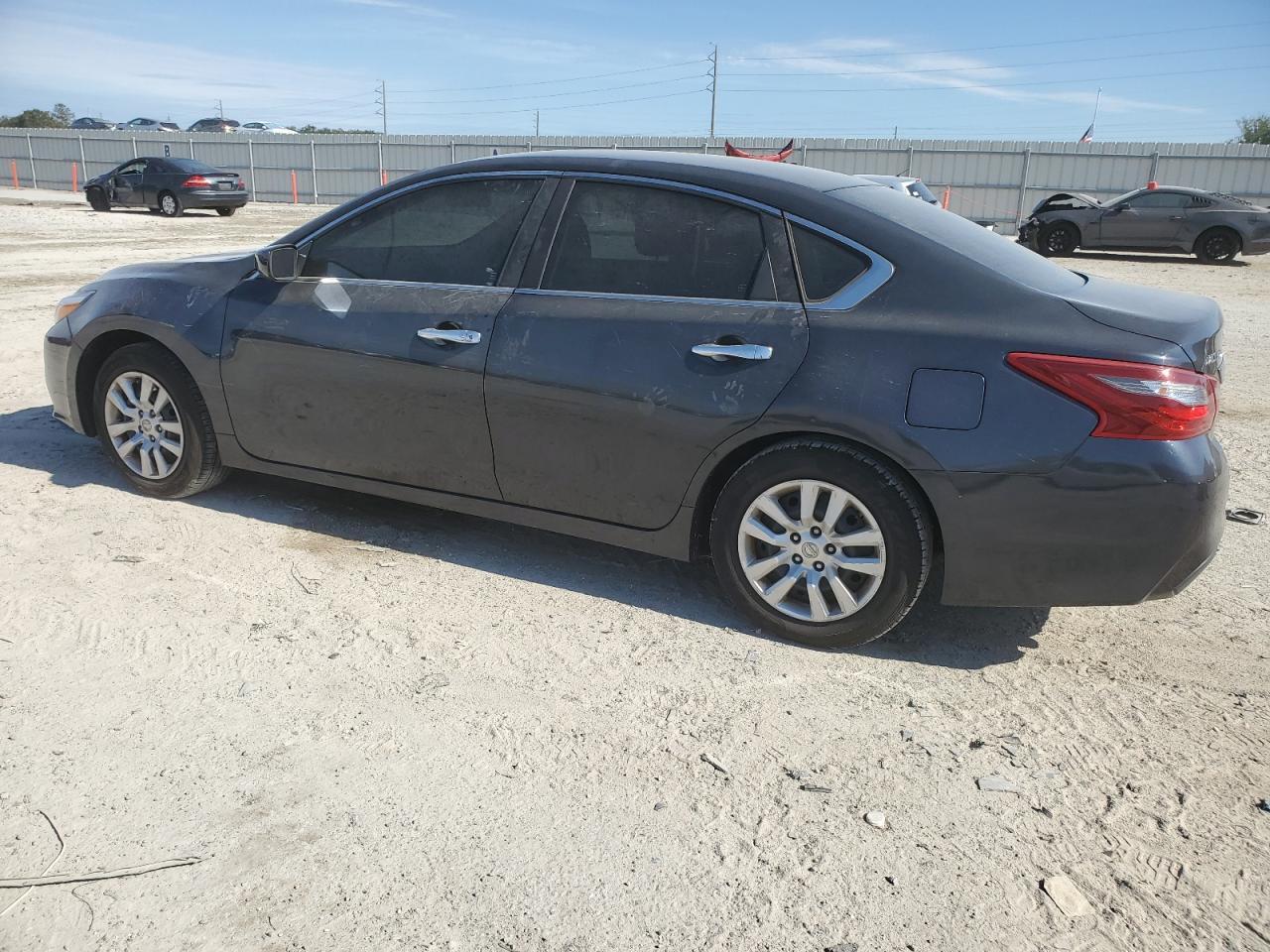 2018 NISSAN ALTIMA 2.5 - Фото 2