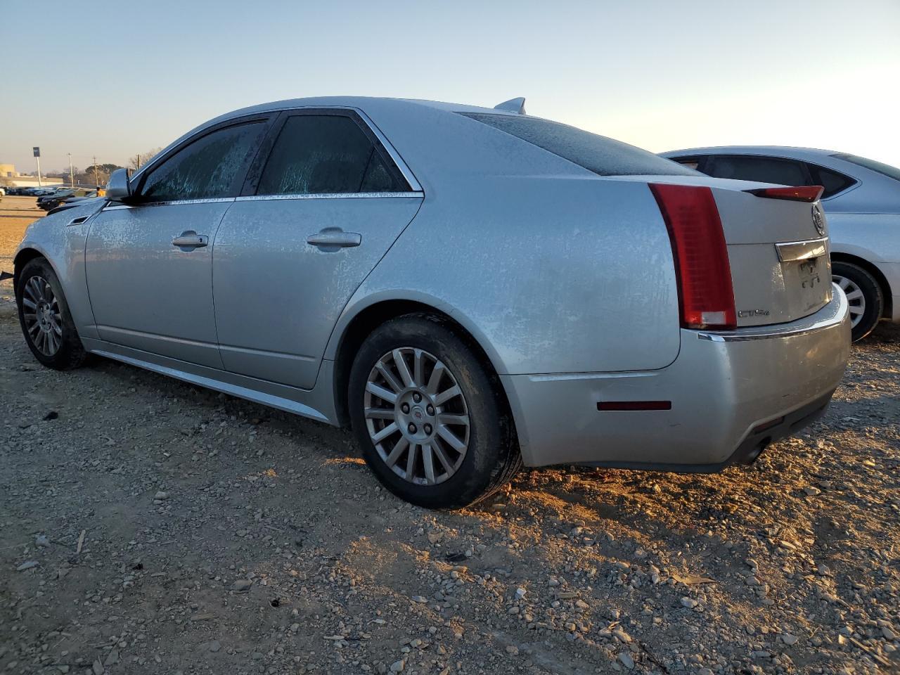 2011 CADILLAC CTS LUXURY - Image 2