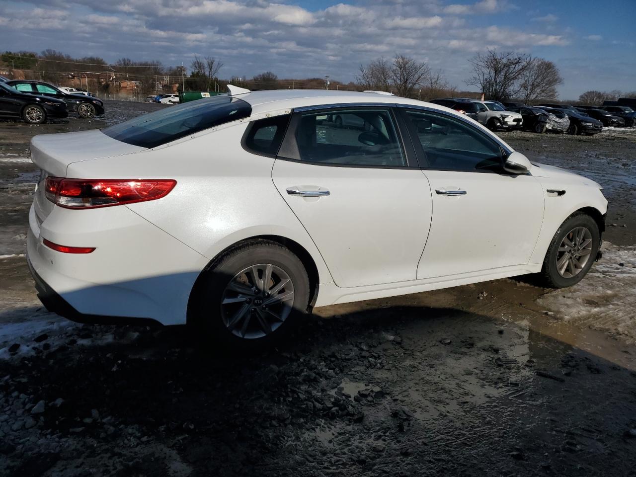 2020 KIA OPTIMA LX - Image 3