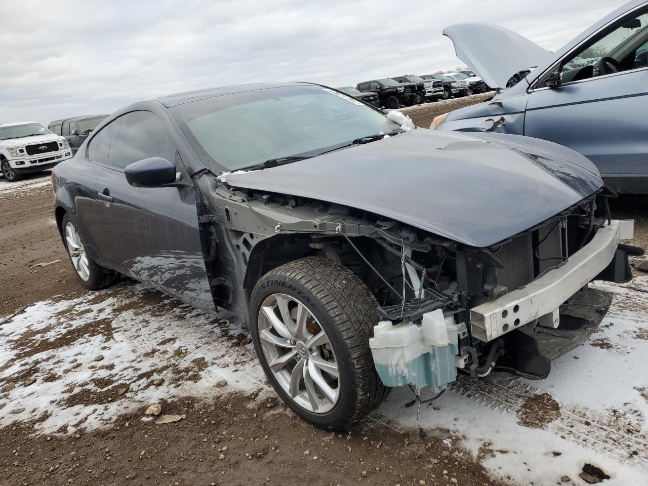 2011 INFINITI G37 - Фото 4