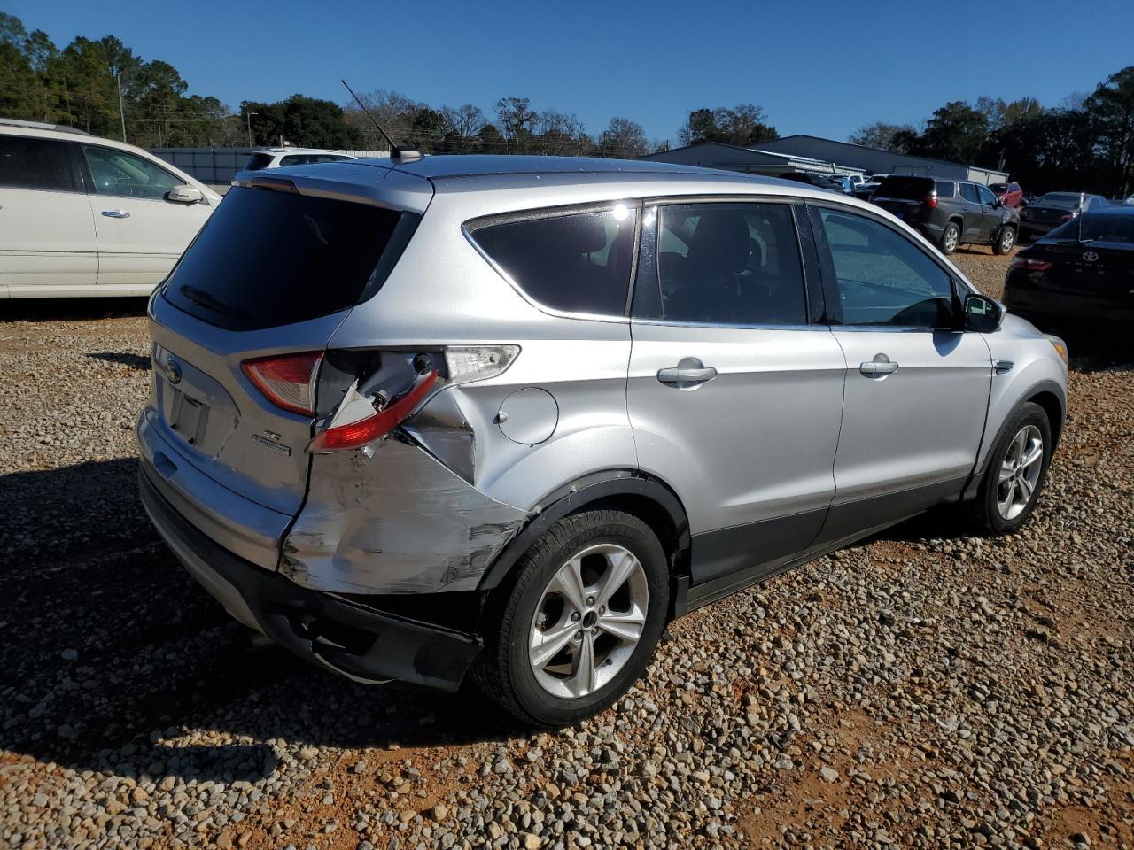 2015 FORD ESCAPE SE - Image 3