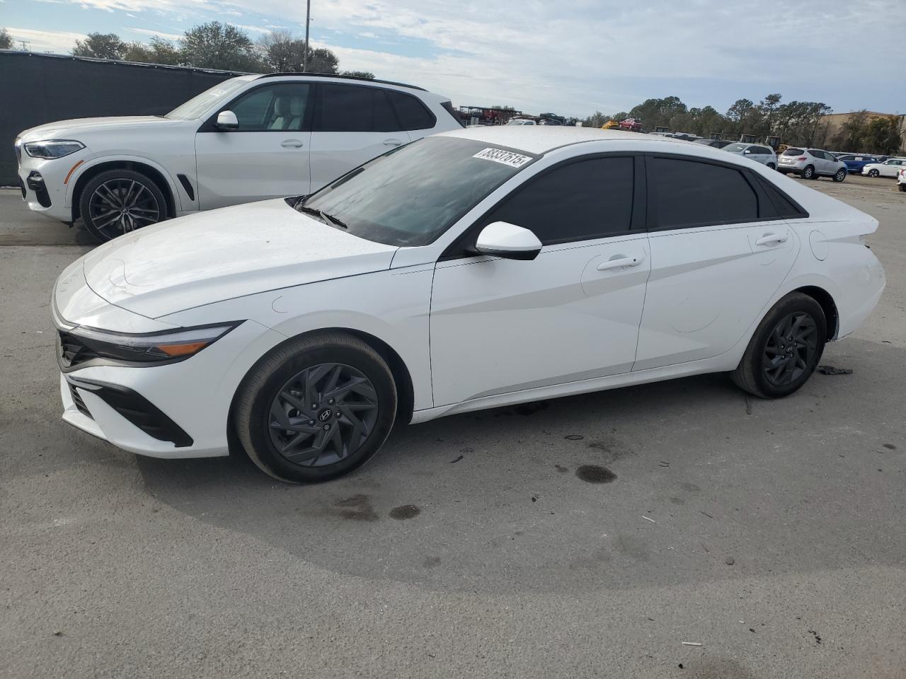 2024 HYUNDAI ELANTRA SE