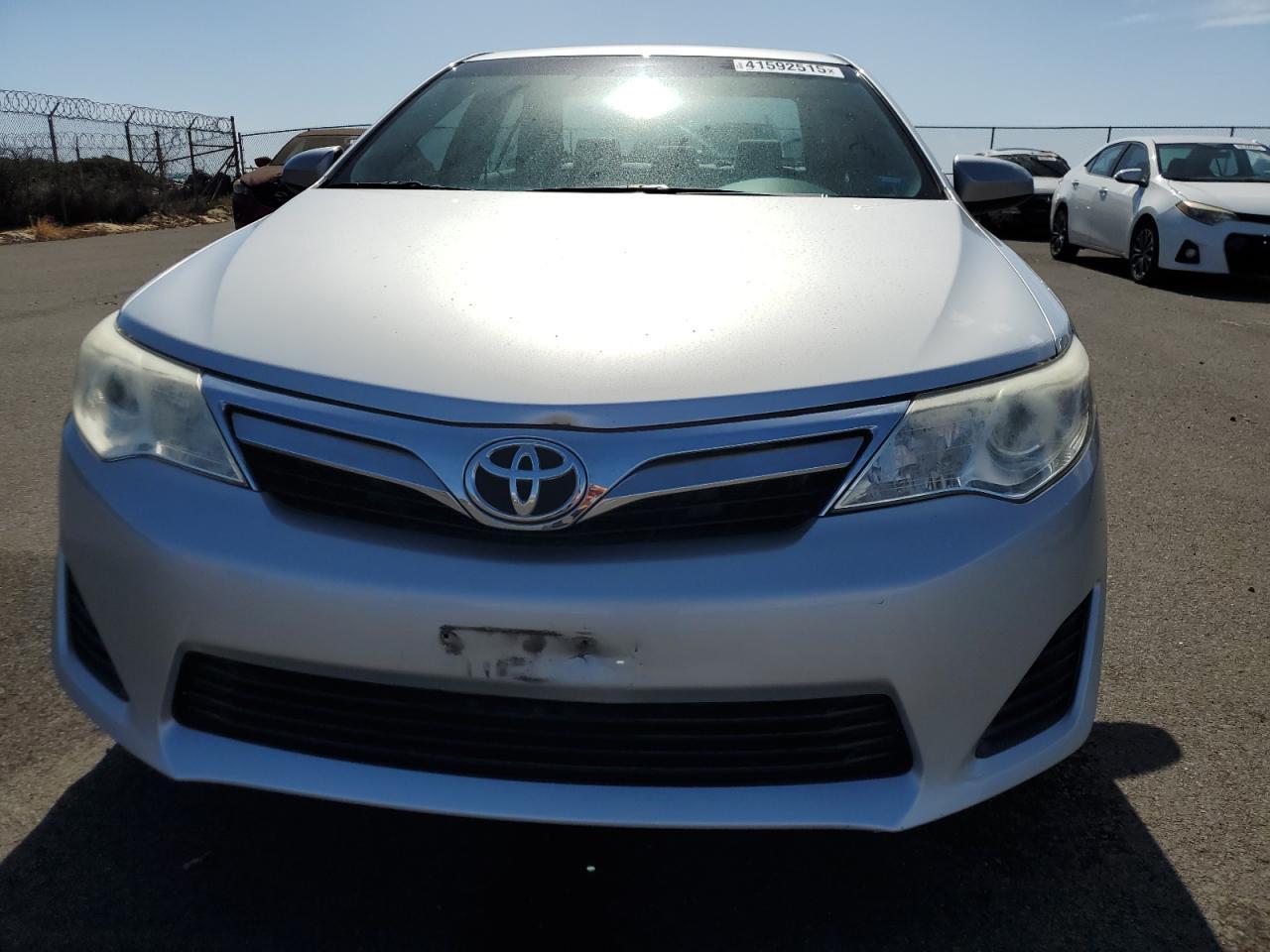 2014 TOYOTA CAMRY L - Фото 5