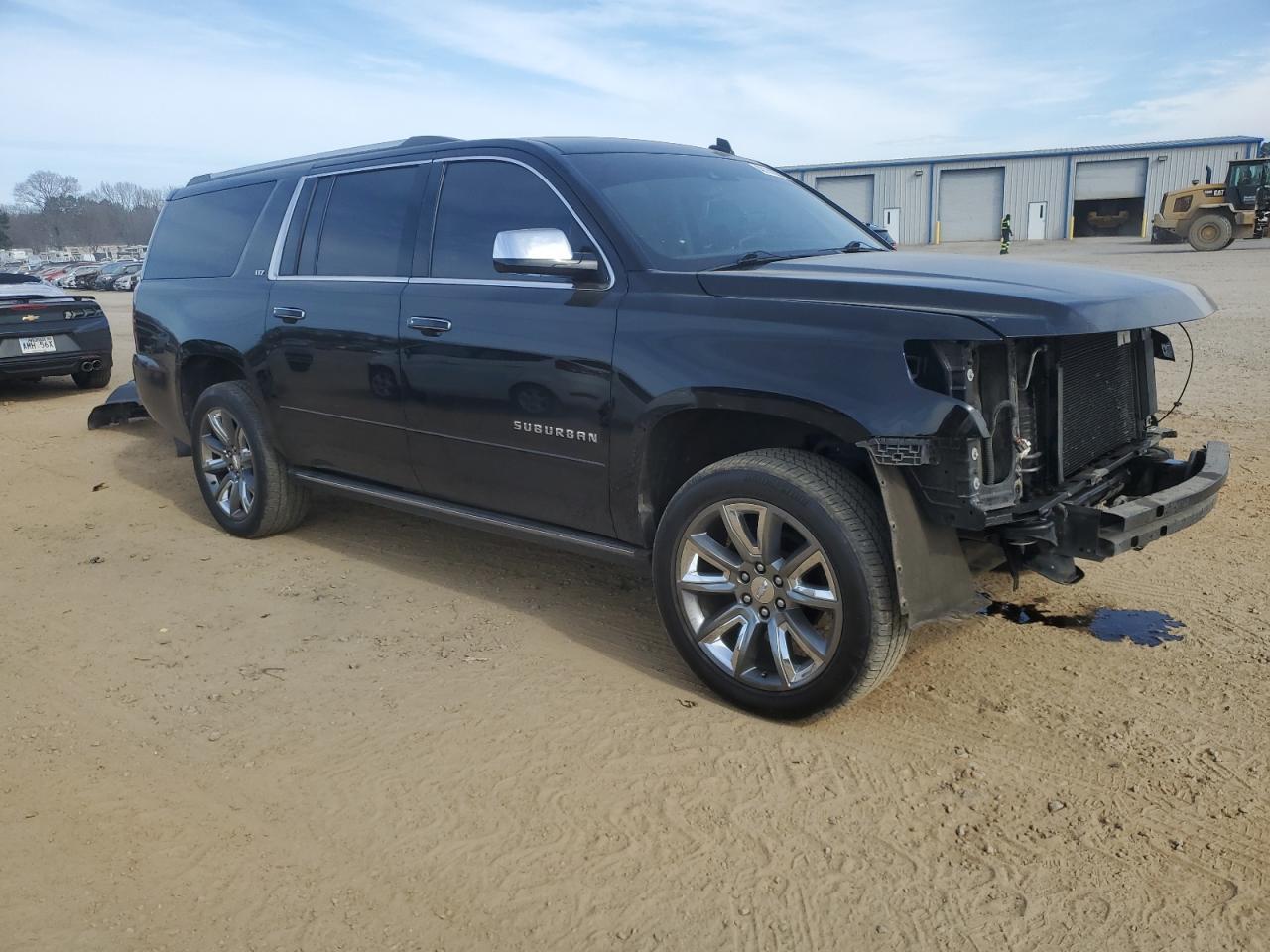 2015 CHEVROLET SUBURBAN C - Image 4