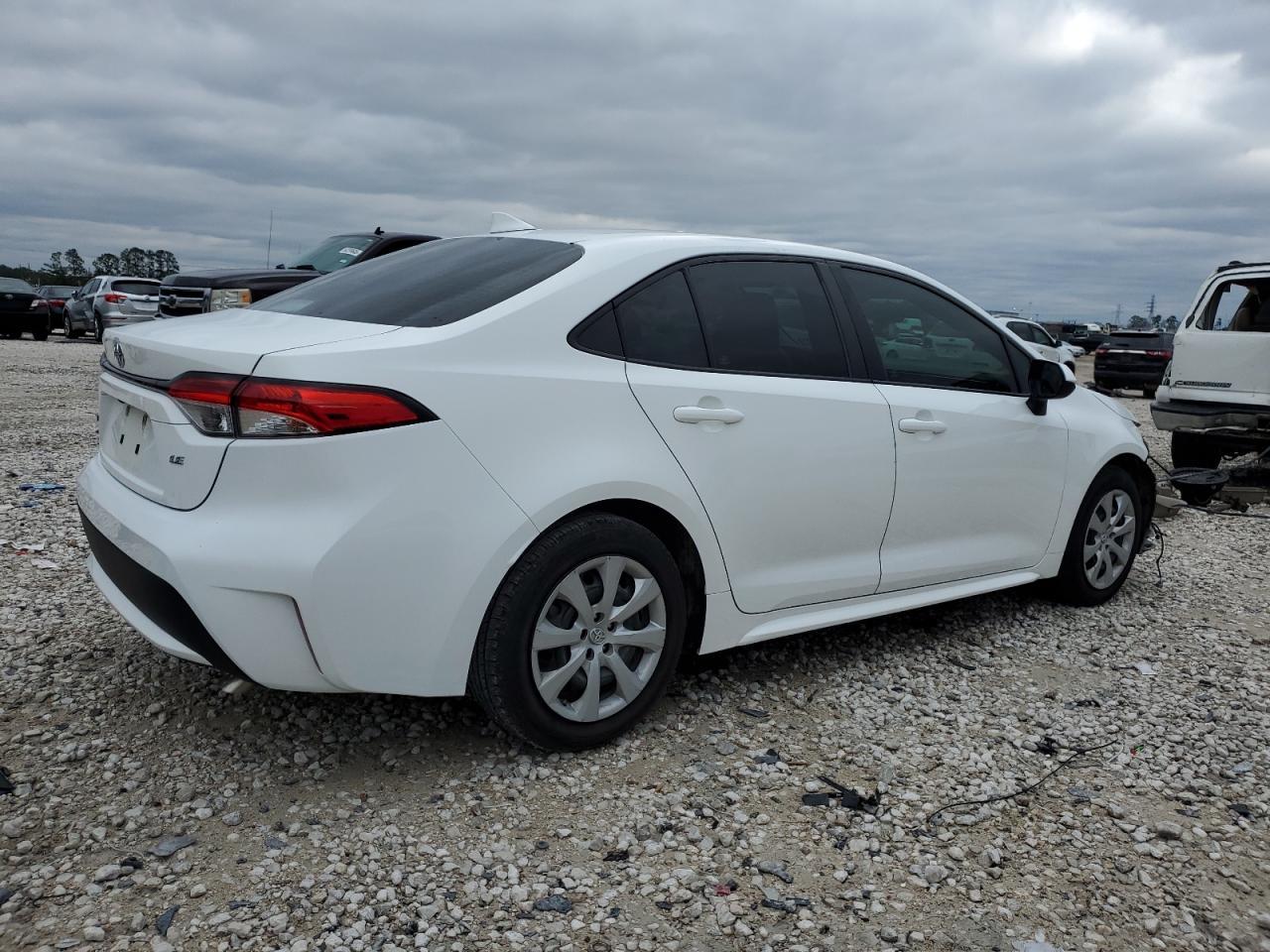 2020 TOYOTA COROLLA LE - Image 3