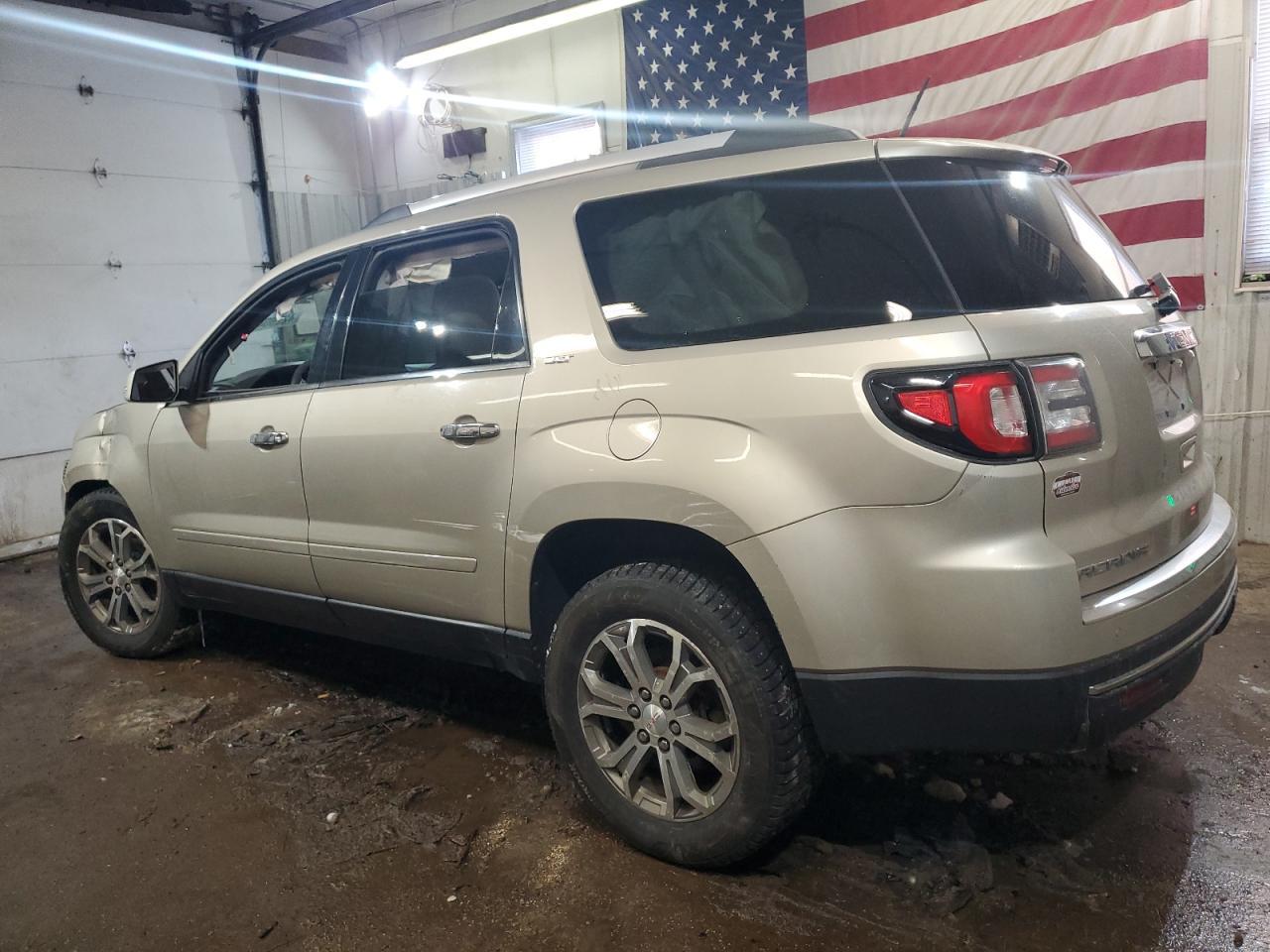 2016 GMC ACADIA SLT - Image 2