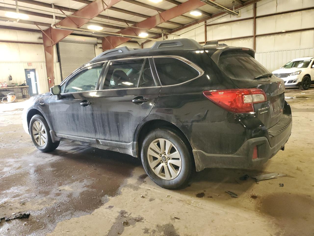 2018 SUBARU OUTBACK 2. - Image 2