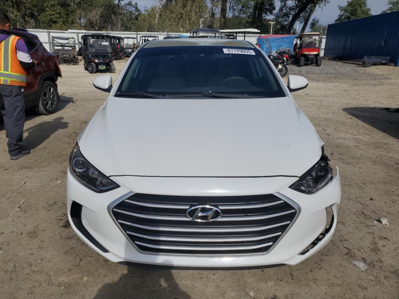 2018 HYUNDAI ELANTRA SE - Фото 5