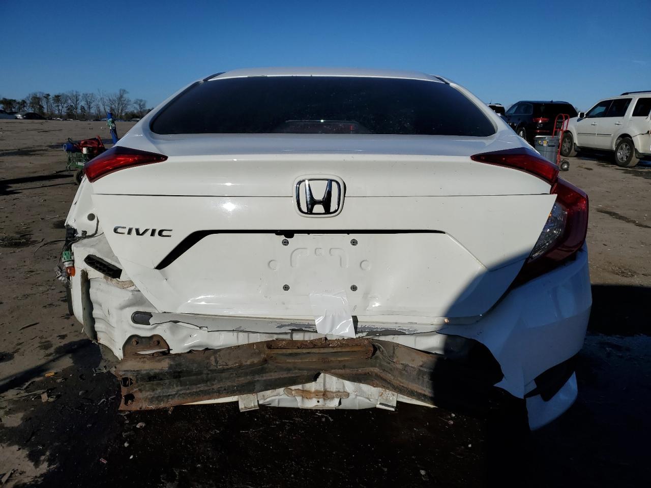 2017 HONDA CIVIC LX - Image 6