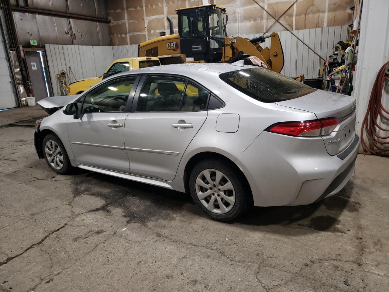 2020 TOYOTA COROLLA LE - Image 2