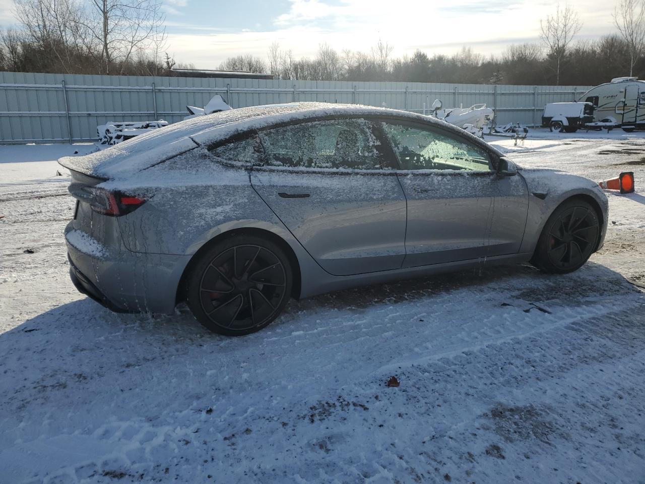 2024 TESLA MODEL 3 - Image 3