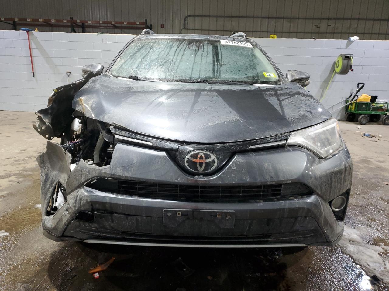2017 TOYOTA RAV4 XLE - Image 5
