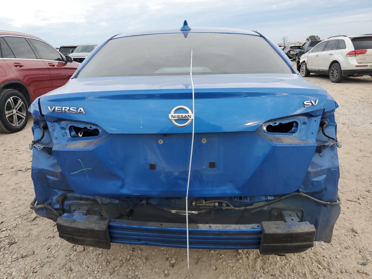 2021 NISSAN VERSA SV - Image 6