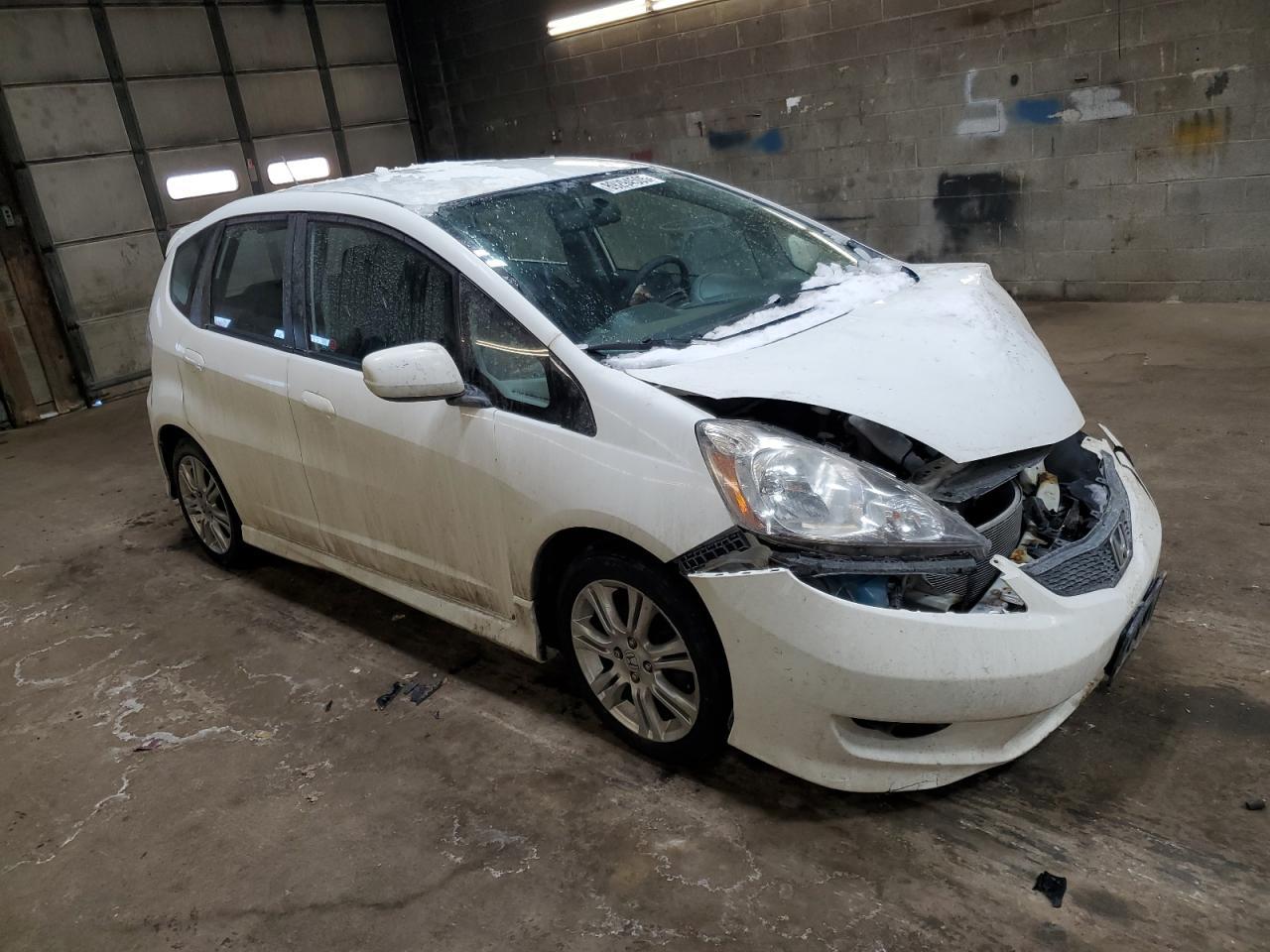 2011 HONDA FIT SPORT - Image 4