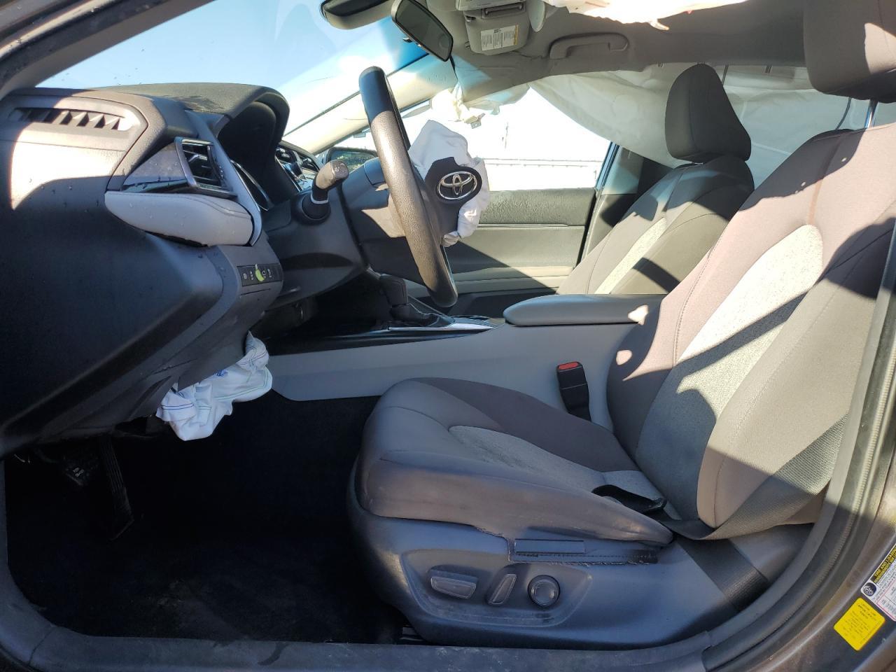 2019 TOYOTA CAMRY L - Image 7