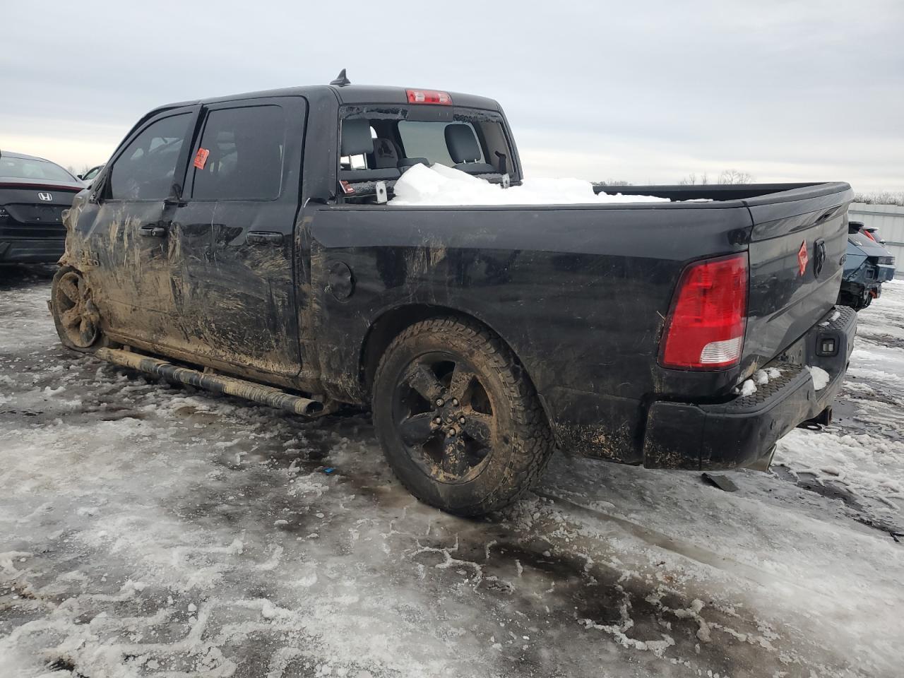 2019 RAM 1500 CLASS - Фото 2